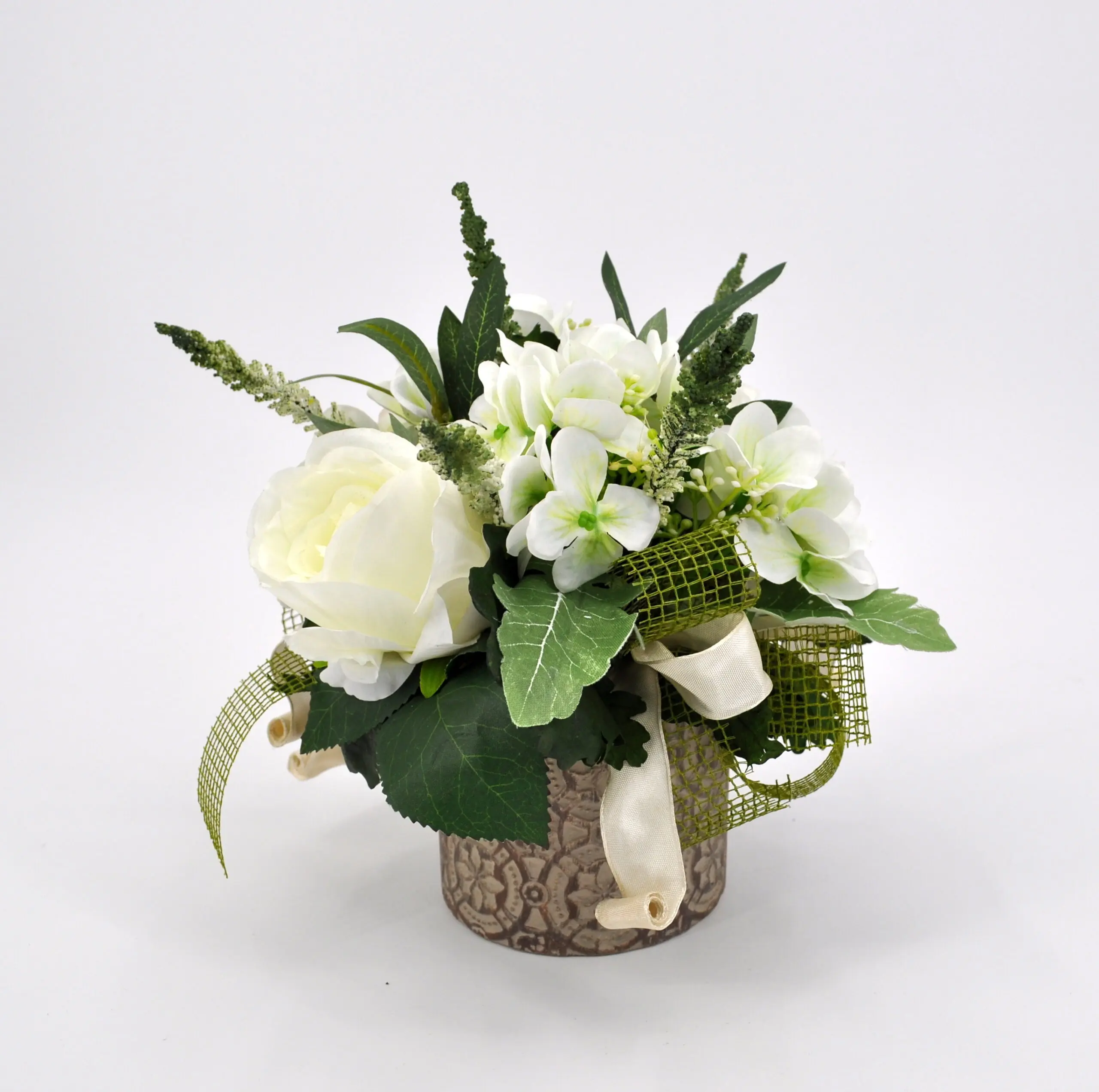 composizioni fiori finti - Come disporre i fiori recisi nei vasi al cimitero
