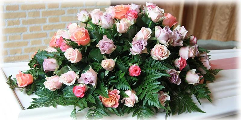 dove si mandano i fiori per un funerale - Dove mandare fiori per funerale